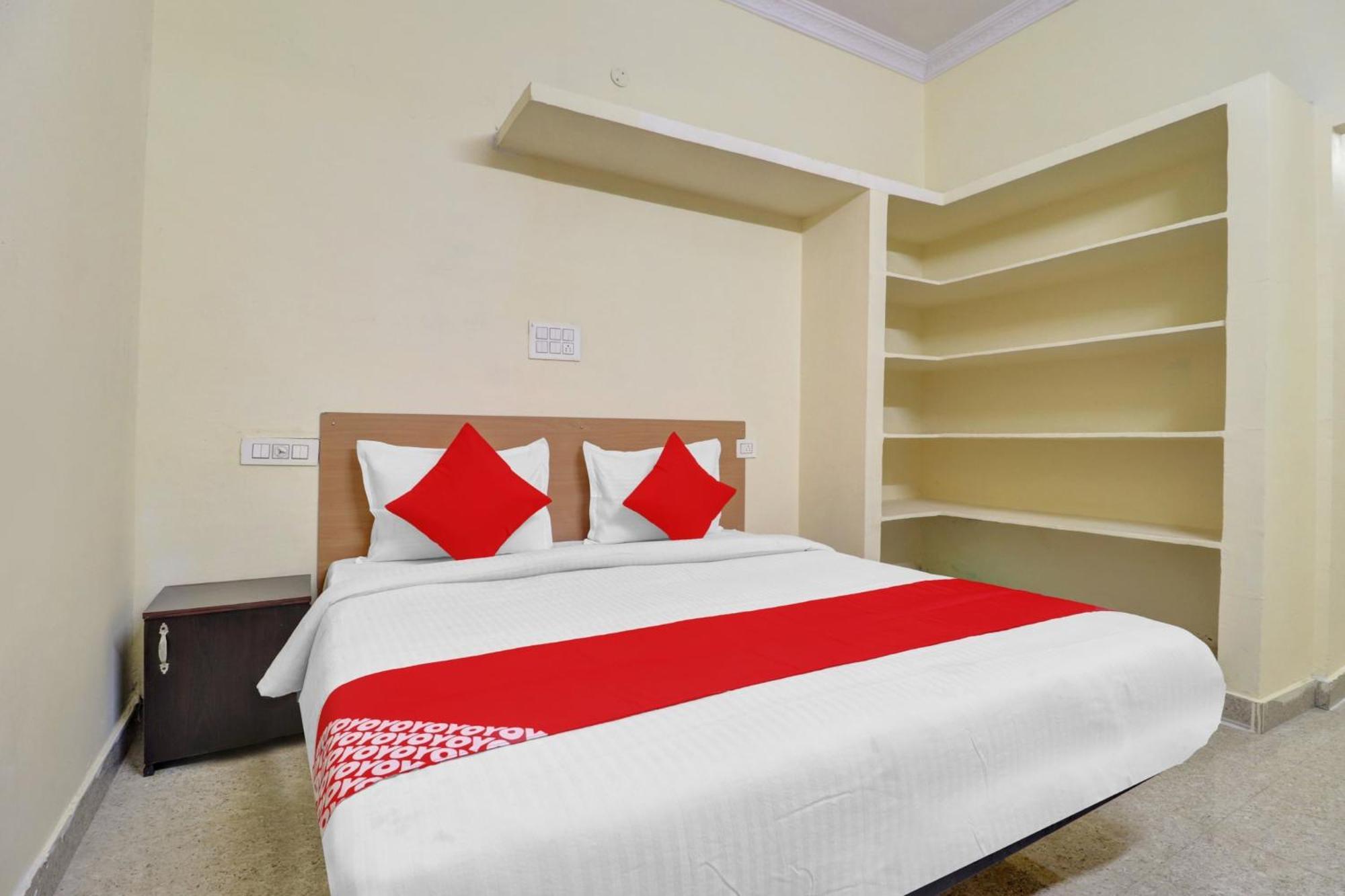 Super Hotel O Rbs Square Langer Houz Haidar Sahibguda Exterior foto